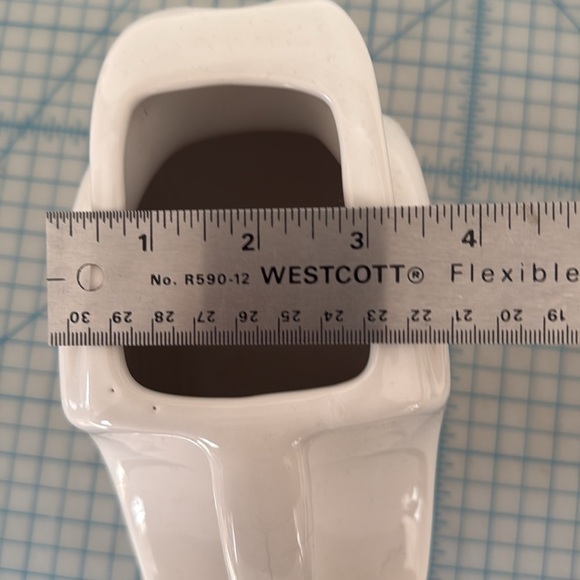 Vintage Feltman Langer USA Pottery
MCM White Ceramic Circle Pitcher - Picture 13 of 14